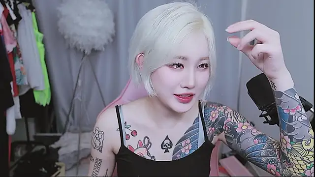 Snapshot of MISA_02 chatting on 30, 6, 2026 MISA 02 online show from 30, 6, 2026