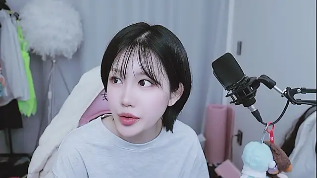 Snapshot of MISA_02 chatting on 29, 5, 2026 MISA 02 online show from 29, 5, 2026