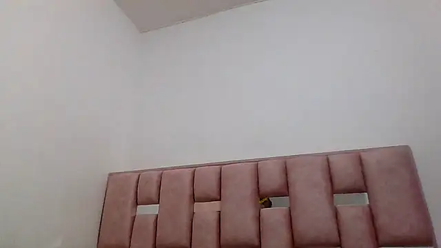 abby moss 2 online show from 7, 2, 2026