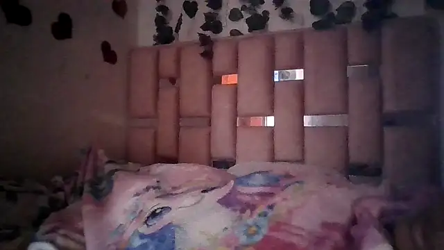 Snapshot of abby_moss_2 chatting on 5, 5, 2026 abby moss 2 online show from 5, 5, 2026
