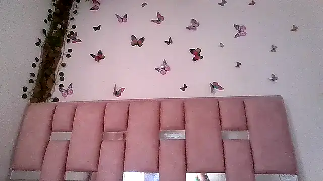 Snapshot of abby_moss_2 chatting on 23, 6, 2026 abby moss 2 online show from 23, 6, 2026