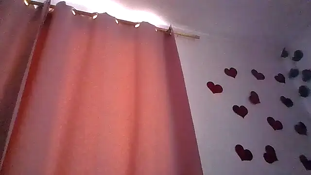 Snapshot of abby_moss_2 chatting on 2, 6, 2026 abby moss 2 online show from 2, 6, 2026