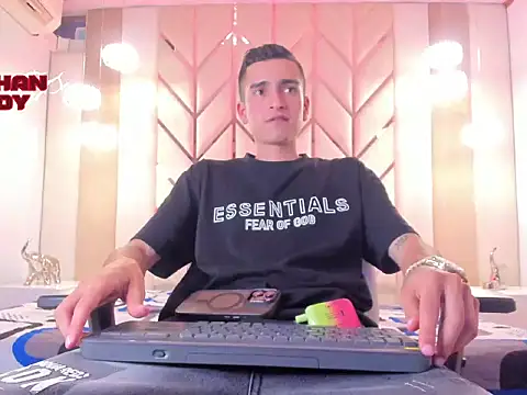 Ethan Boy  online show from 21, 2, 2026