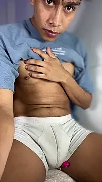 Snapshot of Jacovo2002 chatting on 21, 11, 2025 Jacovo2002 online show from 21, 11, 2025