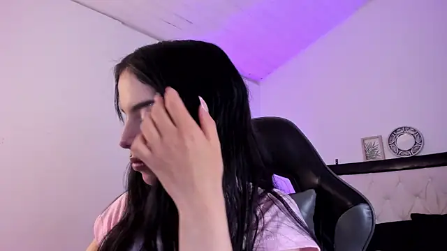 Barbieteeen online show from 3, 12, 2025