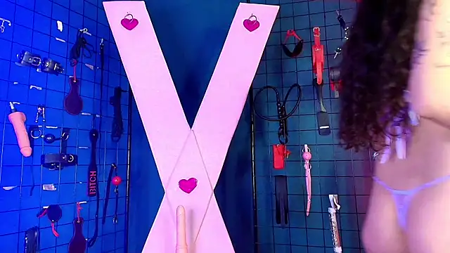 Snapshot of Bela_sophie_ chatting on 21, 10, 2025 Bela sophie online show from 21, 10, 2025