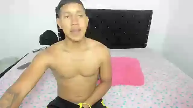 Snapshot of adam_sex99 chatting on 30, 10, 2025 adam sex99 online show from 30, 10, 2025