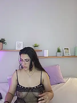 shainadavis online show from 13, 2, 2026