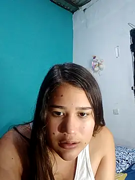 Snapshot of LindaaModel chatting on 10, 10, 2025 LindaaModel online show from 10, 10, 2025