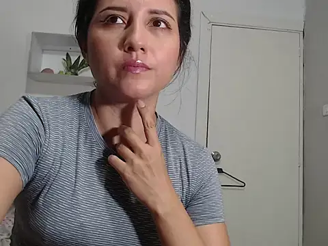 Renata Rivas online show from 13, 1, 2026