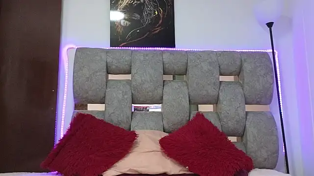 alix kitty online show from 18, 12, 2025