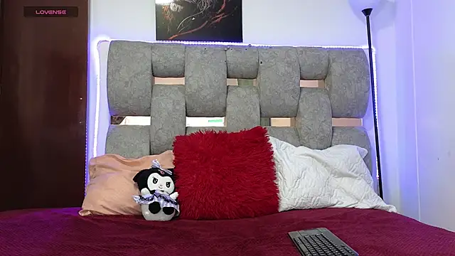 alix kitty online show from 17, 2, 2026