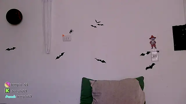 Snapshot of templo_69 chatting on 31, 10, 2025 templo 69 online show from 31, 10, 2025