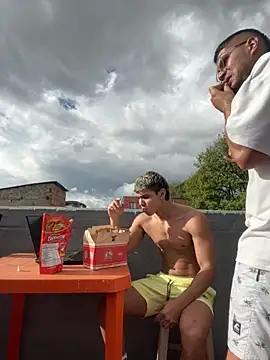 mirallesandbig online show from 26, 10, 2025