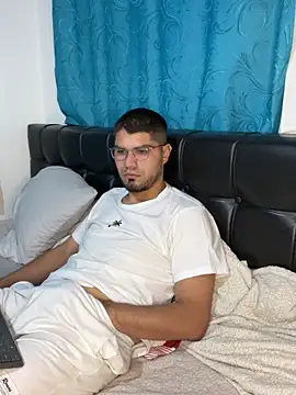 mirallesandbig online show from 11, 11, 2025