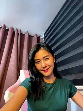 Snapshot of De_amore chatting on 27, 11, 2025 De amore online show from 27, 11, 2025