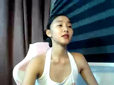 Snapshot of De_amore chatting on 14, 11, 2025 De amore online show from 14, 11, 2025