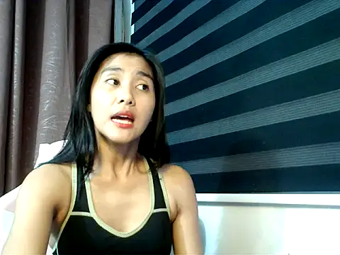 Snapshot of De_amore chatting on 10, 11, 2025 De amore online show from 10, 11, 2025