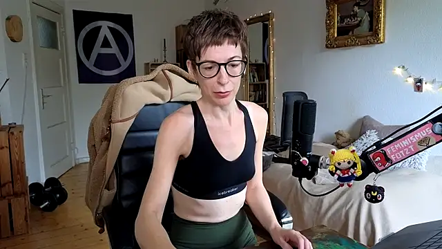 Snapshot of Antifistin chatting on 3, 6, 2026 Antifistin online show from 3, 6, 2026