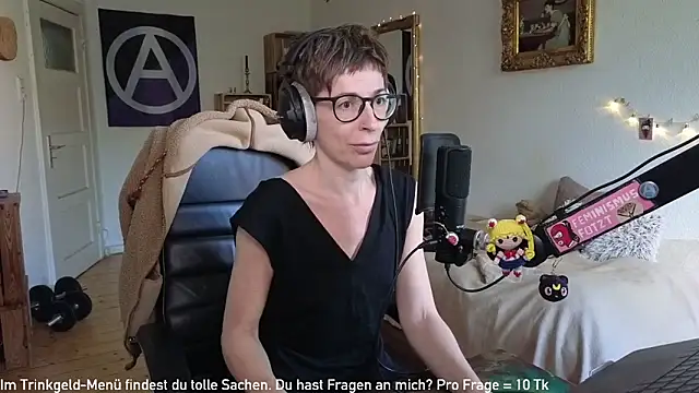 Snapshot of Antifistin chatting on 3, 6, 2026 Antifistin online show from 3, 6, 2026