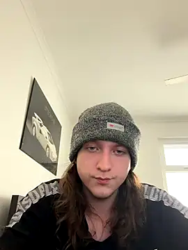 Snapshot of mrstickbug chatting on 10, 10, 2025 mrstickbug online show from 10, 10, 2025