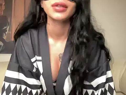 Snapshot of babygirll01 chatting on 22, 10, 2025 babygirll01 online show from 22, 10, 2025