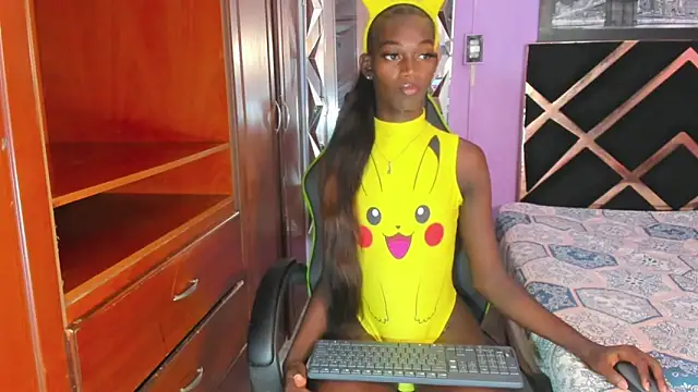 Snapshot of Kimberlyn_Black chatting on 23, 10, 2025 Kimberlyn Black online show from 23, 10, 2025