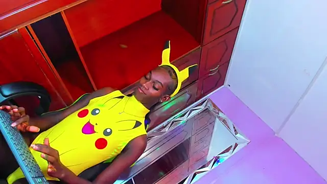 Snapshot of Kimberlyn_Black chatting on 16, 10, 2025 Kimberlyn Black online show from 16, 10, 2025