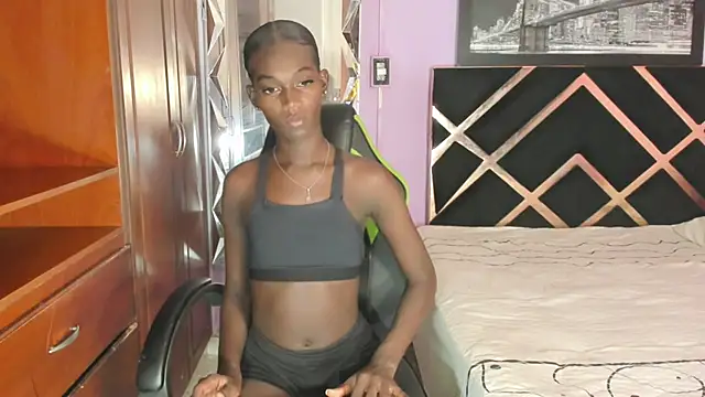 Snapshot of Kimberlyn_Black chatting on 31, 10, 2025 Kimberlyn Black online show from 31, 10, 2025