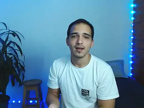 Maax3023 online show from 5, 11, 2025