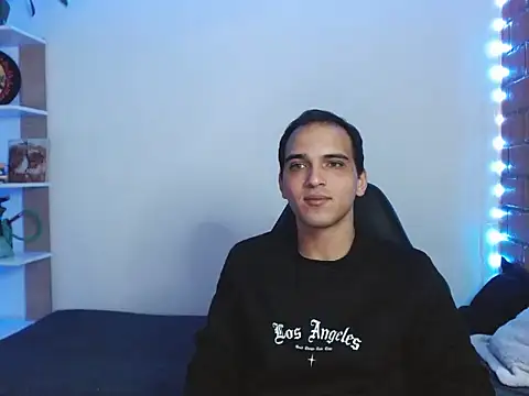 Maax3023 online show from 8, 11, 2025