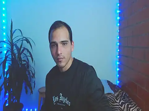 Maax3023 online show from 2, 11, 2025