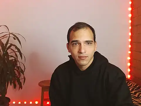 Maax3023 online show from 15, 10, 2025