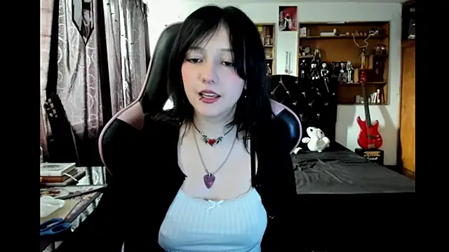 Maki Zein  online show from 3, 3, 2026