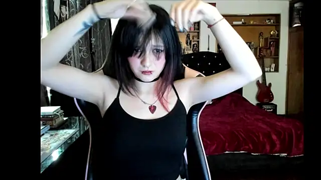 Maki Zein  online show from 14, 4, 2026