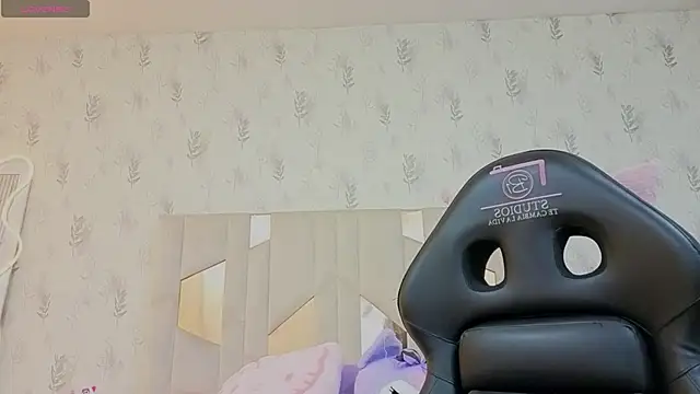 Snapshot of MARIANA_TAY1 chatting on 25, 4, 2026 MARIANA TAY1 online show from 25, 4, 2026