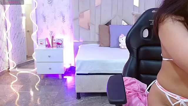 MARIANA TAY1 online show from 29, 11, 2025