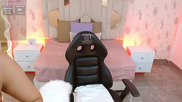 MARIANA TAY1 online show from 25, 10, 2025