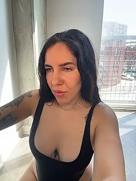 Lolathebaddie online show from 25, 3, 2026