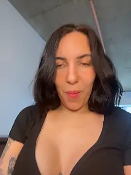 Lolathebaddie online show from 16, 2, 2026