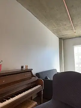 Lolathebaddie online show from 8, 4, 2026