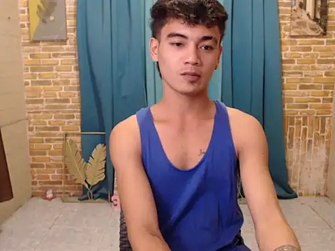 boy raphael online show from 11, 10, 2025