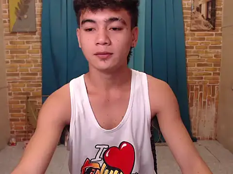 boy raphael online show from 14, 10, 2025