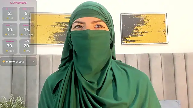  naylaa  online show from 8, 11, 2025