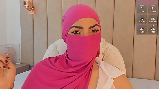  naylaa  online show from 17, 12, 2025