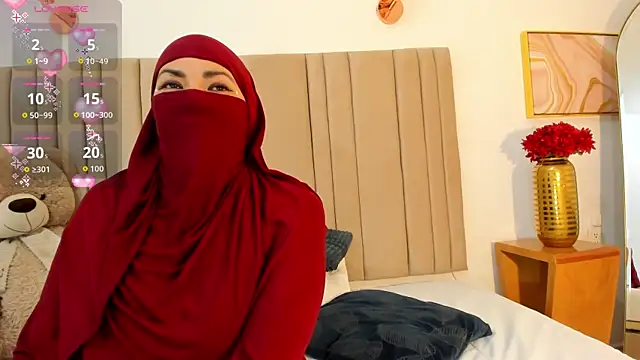  naylaa  online show from 2, 12, 2025