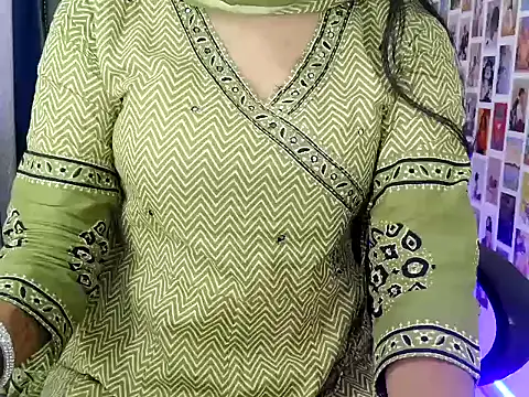 your Tanu 02 online show from 20, 10, 2025