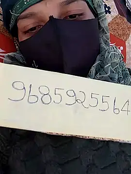 Snapshot of Pooja_suhani chatting on 27, 11, 2025 Pooja suhani online show from 27, 11, 2025