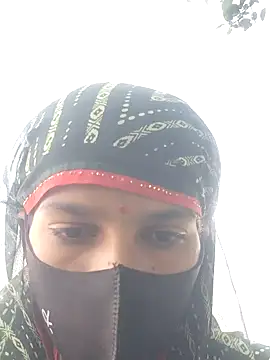 Snapshot of Pooja_suhani chatting on 13, 10, 2025 Pooja suhani online show from 13, 10, 2025