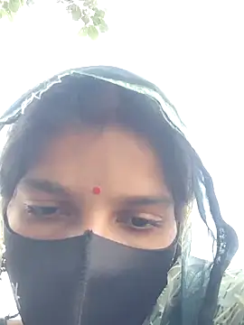 Snapshot of Pooja_suhani chatting on 12, 10, 2025 Pooja suhani online show from 12, 10, 2025